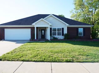 402 Yorkshire Way, Hopkinsville, KY 42240