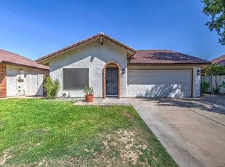 12243 S Chippewa Dr, Phoenix, AZ 85044