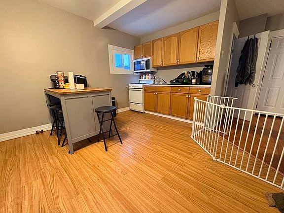 3rd image of 1350 Rodman St