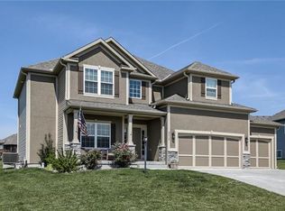 4212 Lake Crest Ct, Saint Joseph, MO 64505