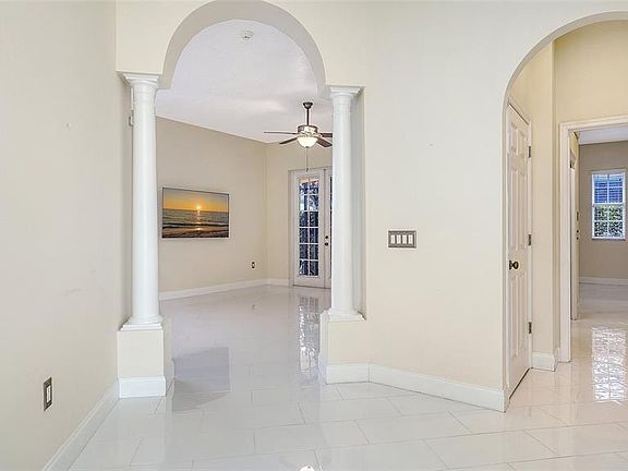 4th image of 4707 Clipper Dr