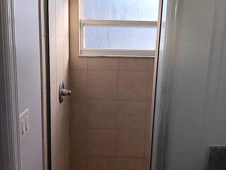 823 Eisenhower Blvd — Photo 15