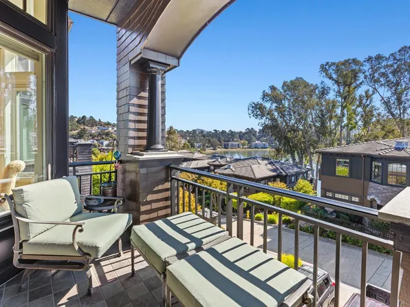 17 De Silva Island Drive, Mill Valley, CA 94941