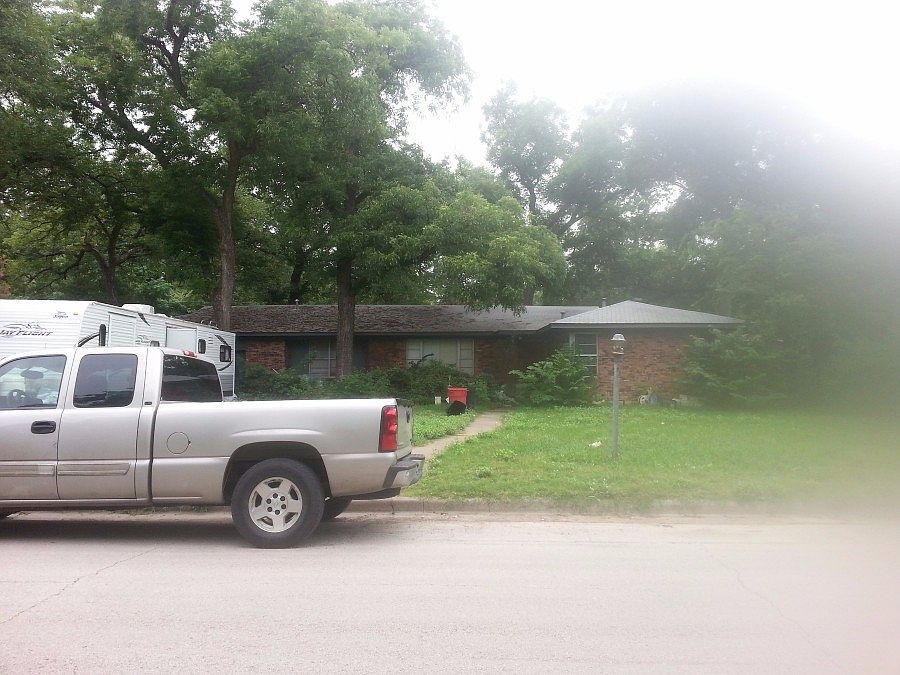 1st image of 2732 Kingsbury Ave