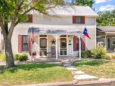 105 W Creek St, Fredericksburg, TX, 78624