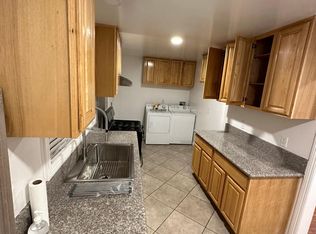 910 W Colorado Blvd #B, Monrovia, CA 91016