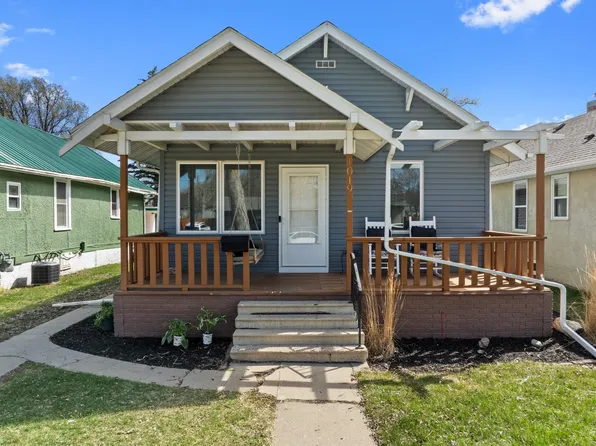 1019 7th Ave NW, Minot, ND 58703