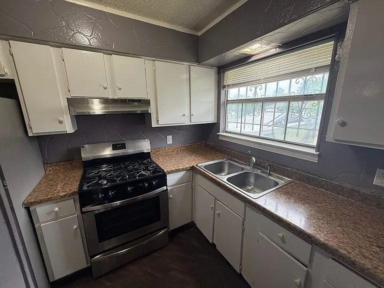 4511 Little Hill Cir — Photo 8