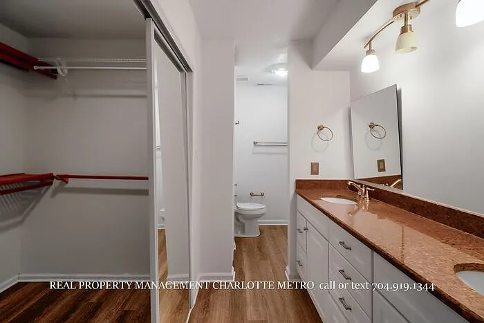 9451 Kings Falls Dr — Photo 33