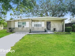 2007 E Robson St, Tampa, FL 33610