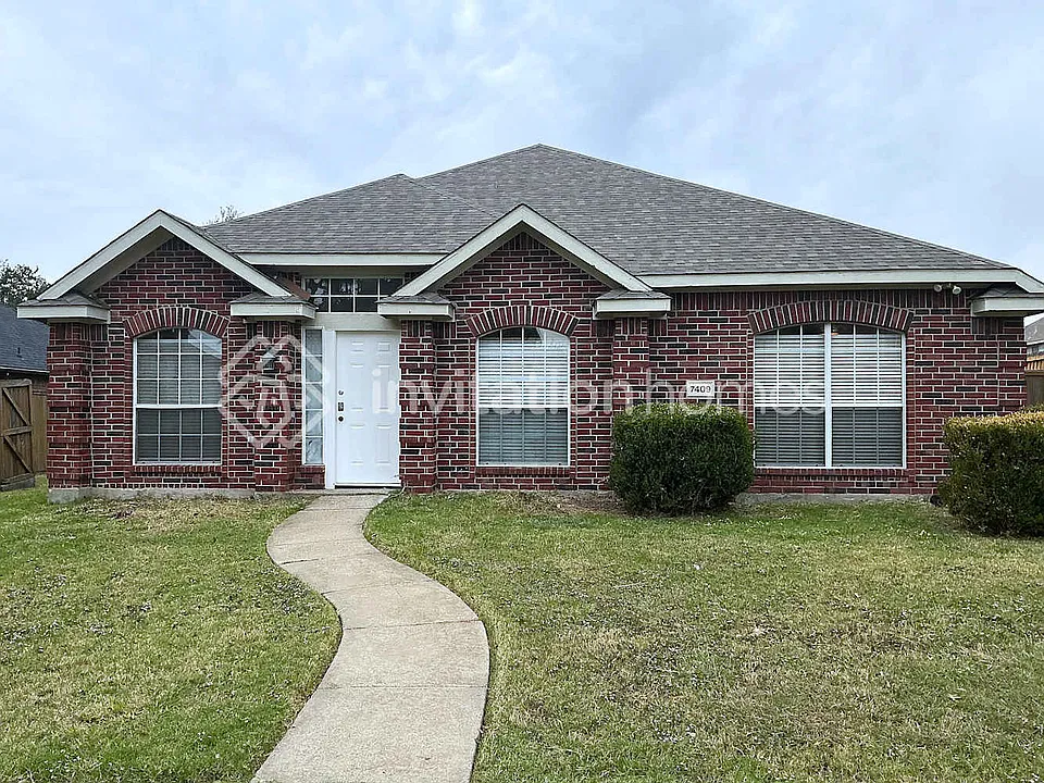 7409 Armstrong Ln