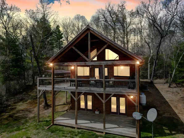 60 Silverfox Cir, Murphy, NC 28906