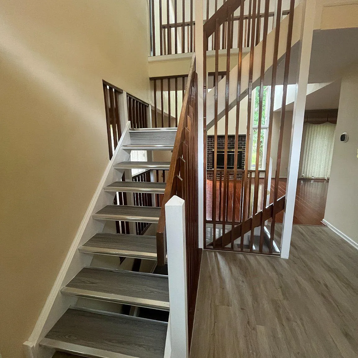 3 bed, 2.5 bath, 2166 sqft, $3,200 — Photo 3