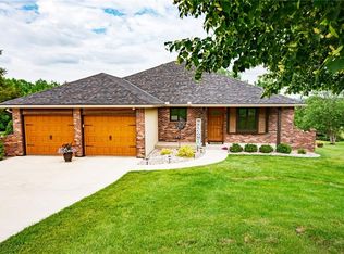 8217 S Outer Belt Rd, Oak Grove, MO 64075