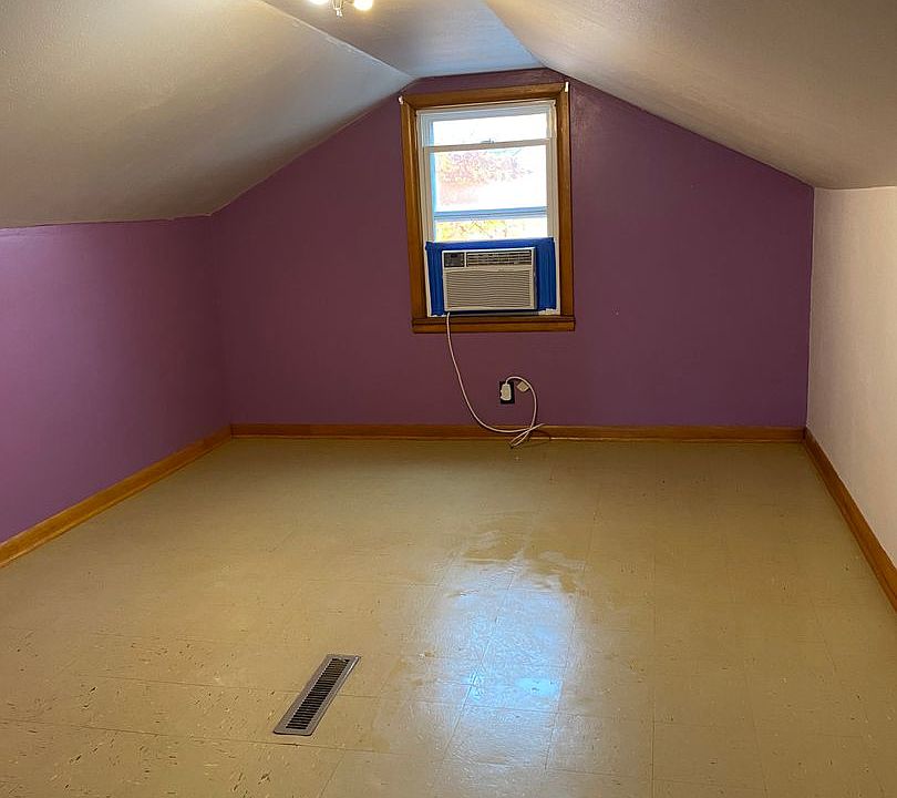 1st image of 1233 N 8th Ave