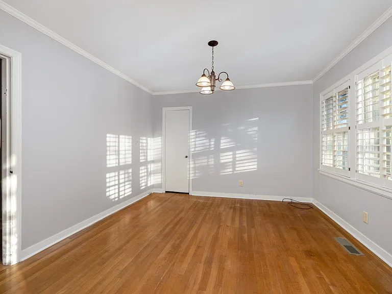 1396 Munford Ave — Photo 10