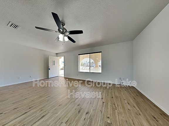 4th image of 87 Keywester Dr