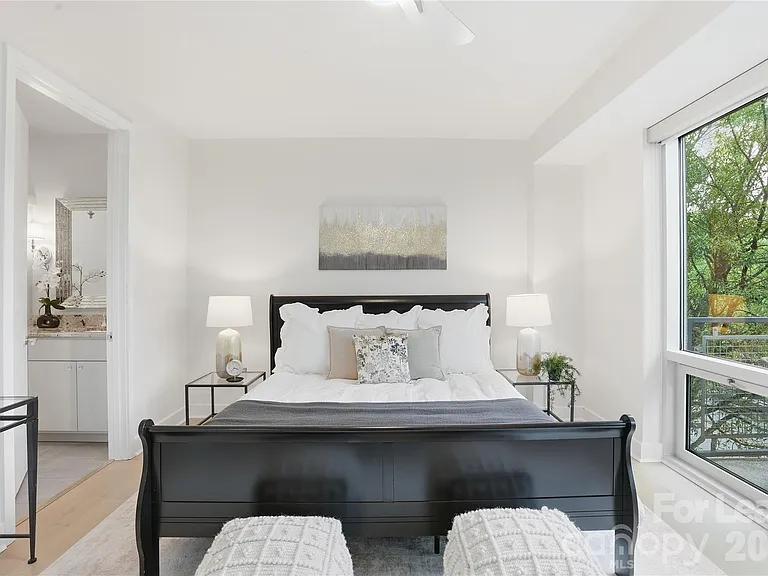 1133 Metropolitan Ave — Photo 16