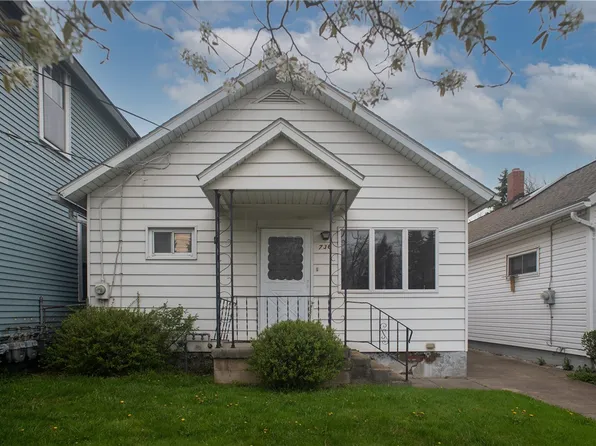 736 E 14th St, Erie, PA 16503