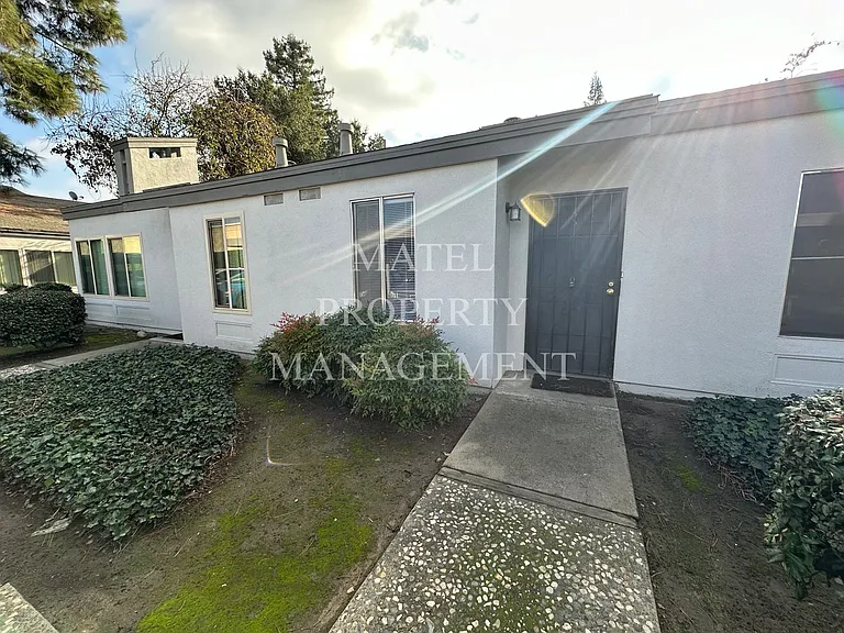 1313 Floyd Ave — Photo 22