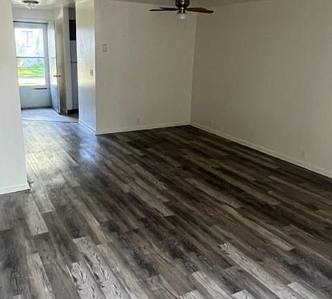 2nd image of 373 S Walnut St #373