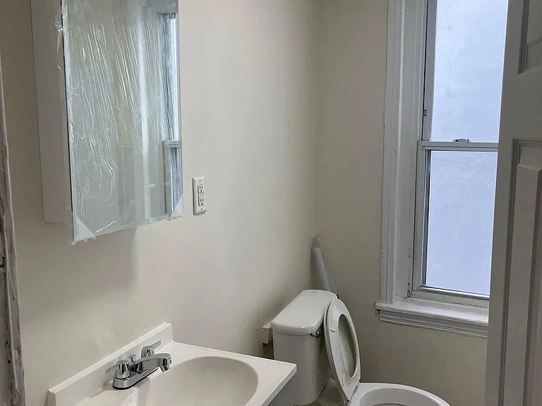 1204 S 15th St #2 — Photo 4