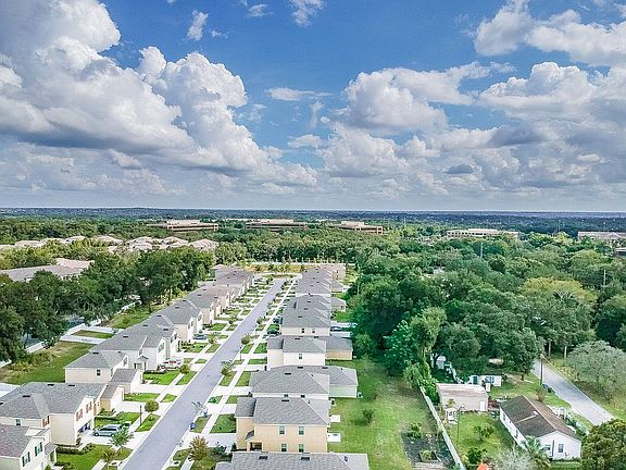3rd image of 10103 Hawk Storm Ave