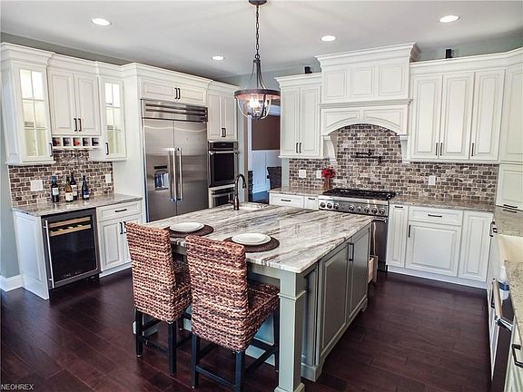 4th image of 17961 Windy Lakes Cir