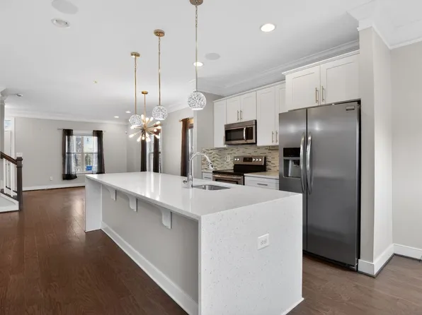 2179 Half Moon Pl NE, Washington, DC 20018