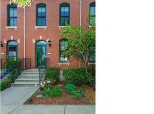 3213 Rue Royale St, Saint Charles, MO 63301