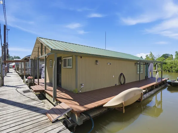 4911 NW 122nd St Slip 64, Vancouver, WA 98685