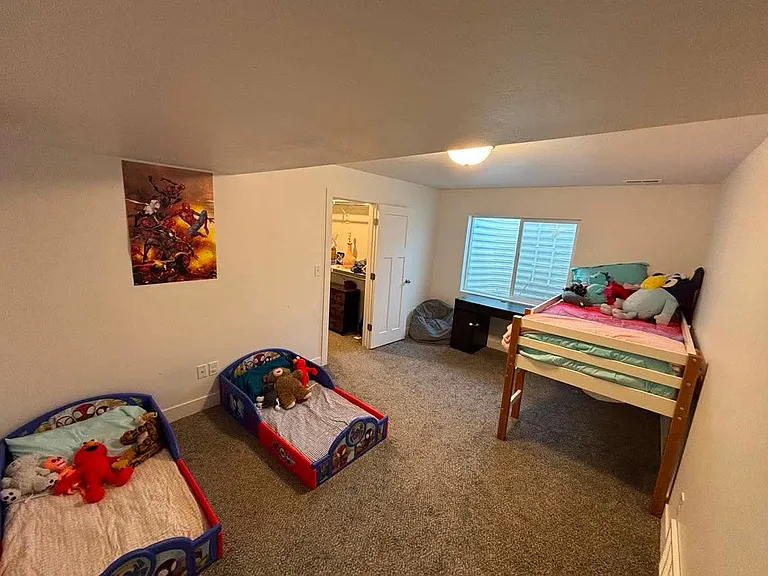 658 N Butte Ln #1 — Photo 19