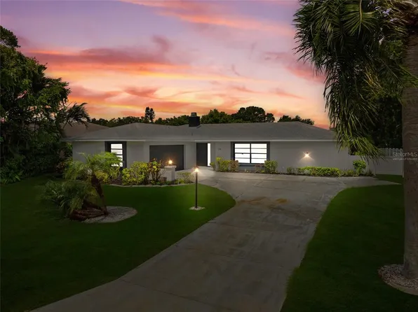 1116 76th St NW, Bradenton, FL 34209