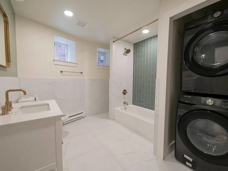 232 S 46th St #B — Photo 10