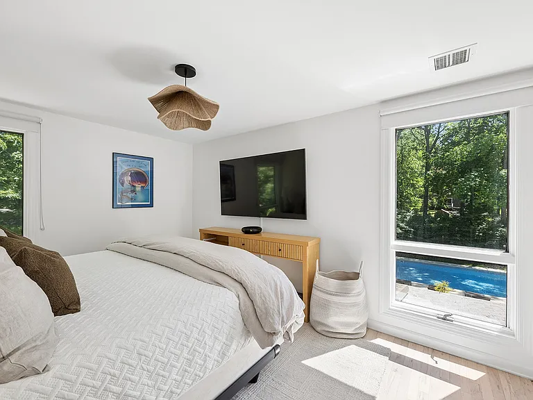 56 Underwood Dr — Photo 34
