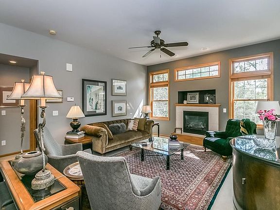 3rd image of 2109 Oakdale Ct