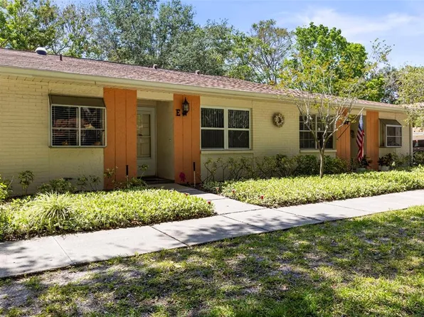 2212 Lark Cir W APT E, Palm Harbor, FL 34684