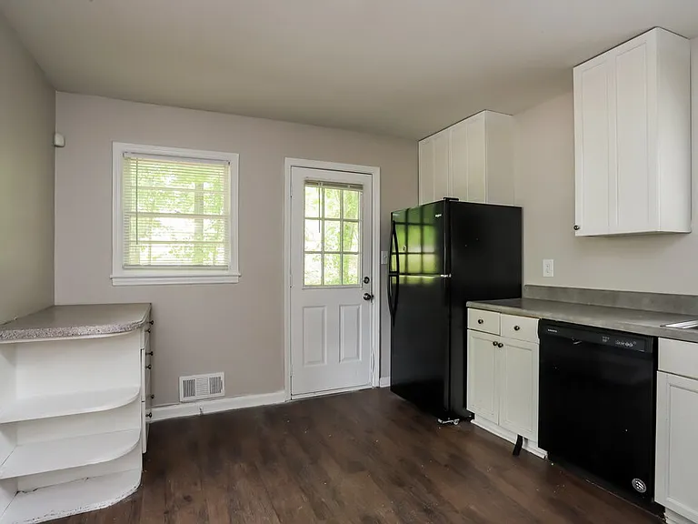 1965 Venesa Cir — Photo 11