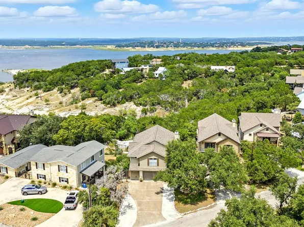 605 Riviera Dr, Canyon Lake, TX 78133