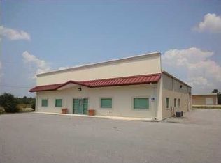 413 Bulldog Rd, Freeport, FL 32439