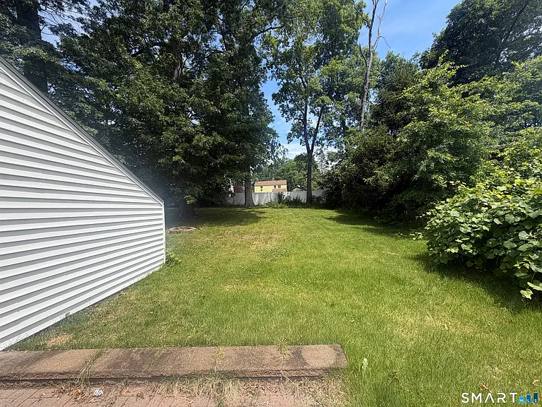 16 Harding Ave — Photo 15