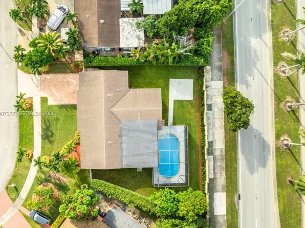 10835 SW 152nd Ter, Miami, FL 33157