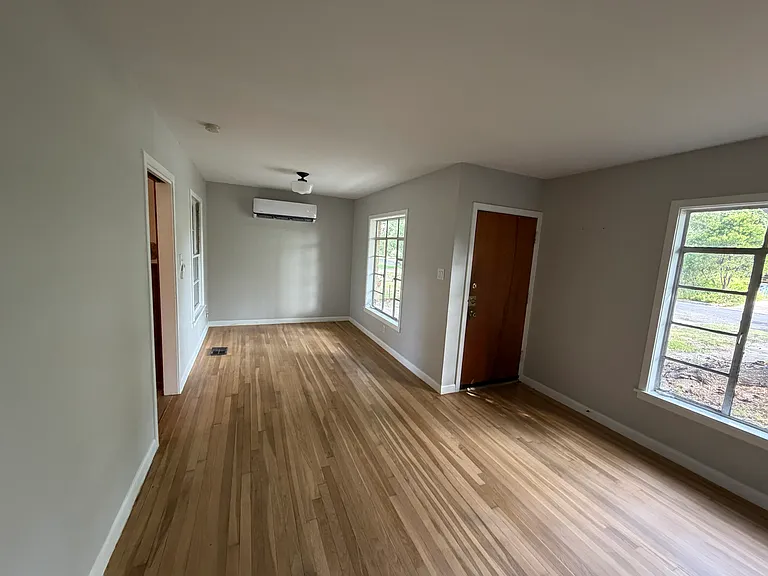 1507 Aggie Ln — Photo 13