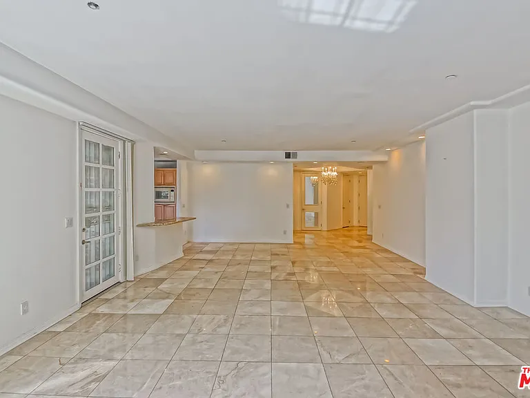 1875 S Beverly Glen Blvd #101 — Photo 8