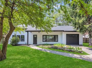 14 Sequoia Dr, Coram, NY 11727