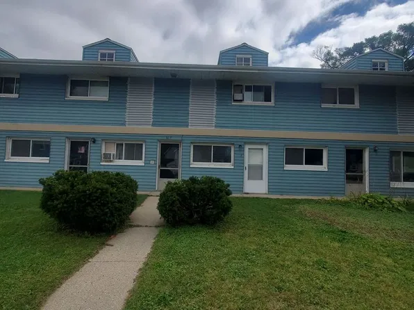 417 N Washington Ave 8 family, 417 N Washington Ave Unit 2, Waukesha, WI 53188
