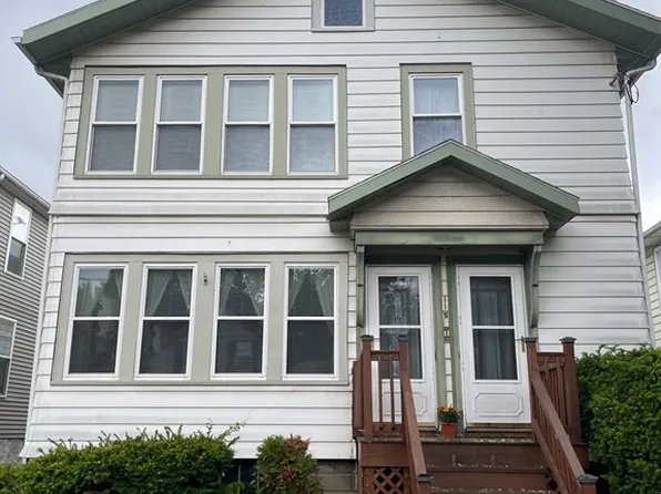 113 Bowler St, Lynn, MA 01904