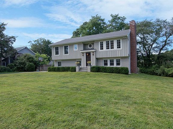 3rd image of 21 Raynor Dr