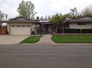 1049 Entrada Rd, Sacramento, CA 95864