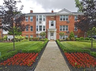 14101 S Woodland Rd APT 4C, Shaker Heights, OH 44120